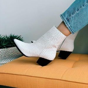 Matisse Caty white snakeskin